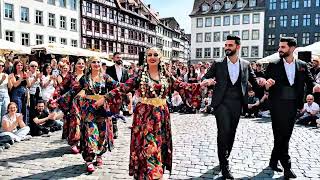 Halay grubu Frankfurt  meydanında #halaybasi #kurtcemuzik #düğün #halay #kürtçe  #viralvideo #şefo 3