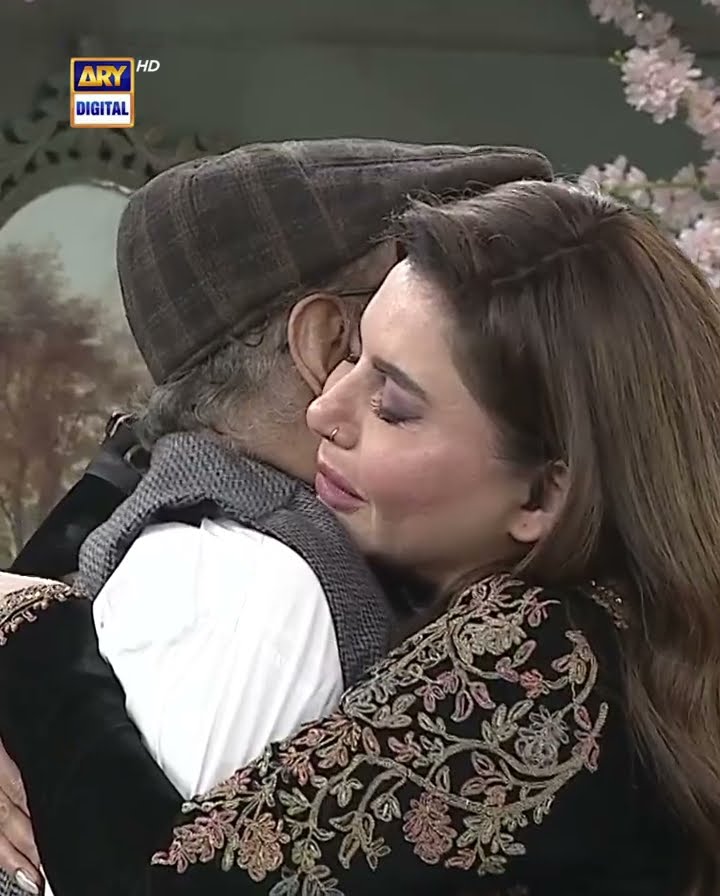 Birthday Surprise by Father ?❤️ #goodmorningpakistan #nidayasir #happybirthday #shorts
