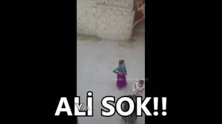 Cono Mahalle Kavgası - ALİ SOK! YALÇIN ÇEK! Altyazılı - Little Johnno İçerir - Orjinal Resimi