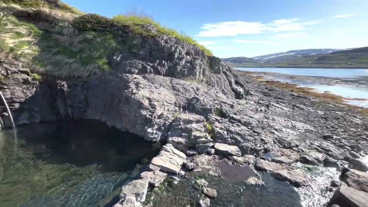 Hellulaug hot pot and surroundings — Hellulaug — video poster