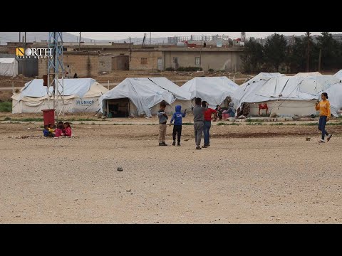 عائلات نازحة في خيم الاستقبال في مخيم نوروز بانتظار الحصول على خيم خاصة