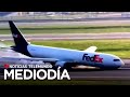 Video del día: Avión de FedEx aterriza sin el tren de nariz en Turquía | Noticias Telemundo