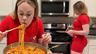 I Tried @kelseylovespho Spicy Cheesy Buldak Noodles