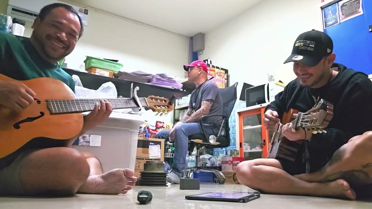 ตัวปลอม : ไฮดรา Hydra (Cover)