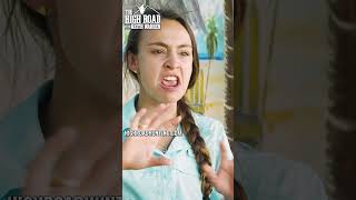 Girl freaks out from Iguana attack!