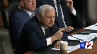Famous Lawmakers grill Trump officials on group chat with journalist Profile