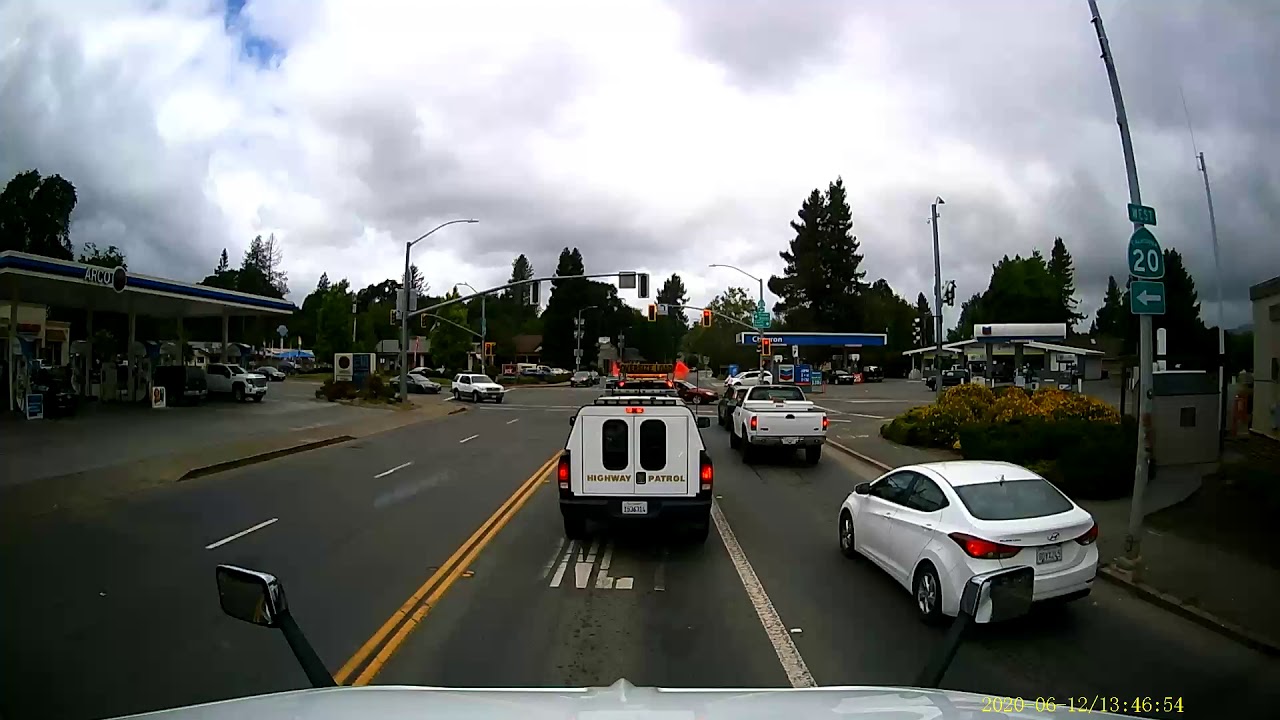 Tiny Home Hauling, CHP escort from 101N/20W from Willits CA to Fort