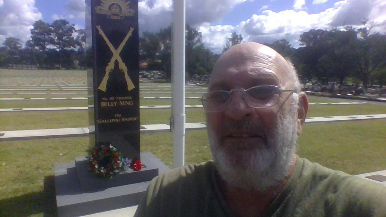 #94 A Yank on the Footy Part 1 of my mate, Orville Gibson, a true Australian hero