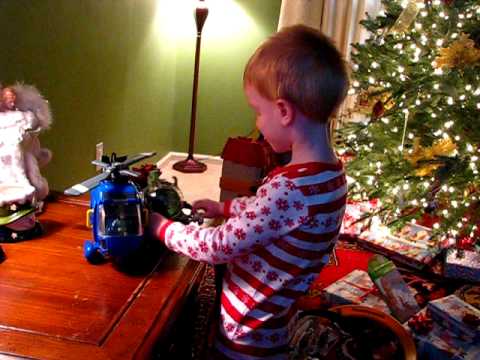 Christmas Morning 2010 - YouTube