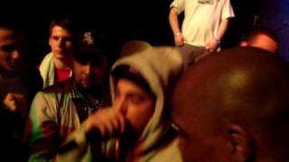 Freestyle (of The Arsonists) & M-Dot freestyling in the crowd @ Dynamo in Zurich, Switzerland