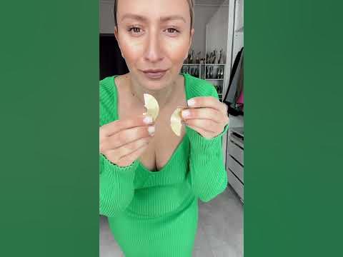 В стильном образе остаться незамеченной невозможно - YouTube