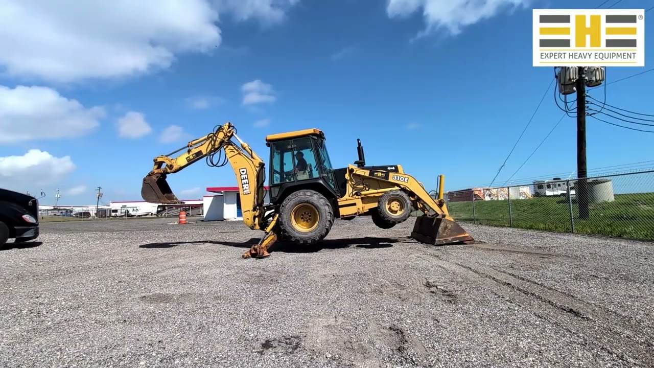 2000 DEERE 310E 4WD XAB BACKHOE WITH E-STICK