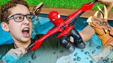 HOMEM ARANHA INDESTRUTIVEL - DINOSSAUROS AFUNDA OU BOIA Na PISCINA - BICICLETA GAMER 2