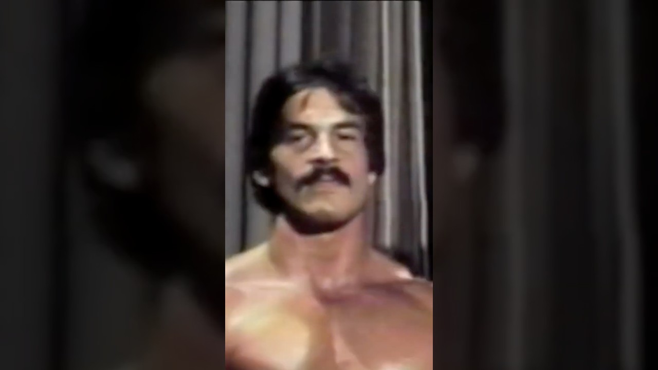 MIKE MENTZER: MUSCLE DOESN'T TURN TO FAT WHEN YOU GET OLDER 