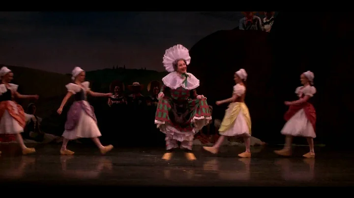 Sir Frederick Ashton's La Fille mal garde, clog da...