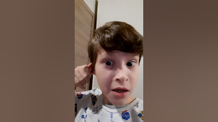 Ho un buco nell'orecchio.