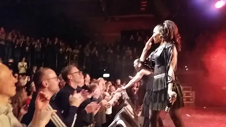 EN VOGUE - Hold On  - live at Schlachthof Bremen, Germany, 25 April 2017