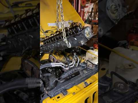 Jeep 4.0L head bites the dust #mechanic #diagnosed #repair #jeep