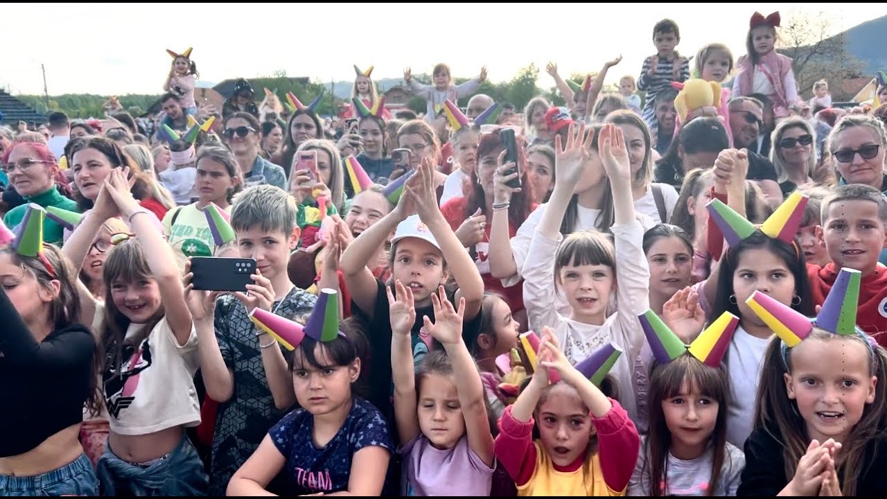 ZurliVlog - Ne-am întâlnit cu aproape 10.000 de copii pe Valea Jiului