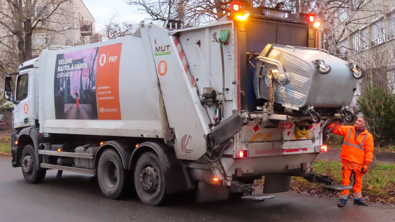 MUT/Stummer Medium XL on Trash- FKF Zrt.