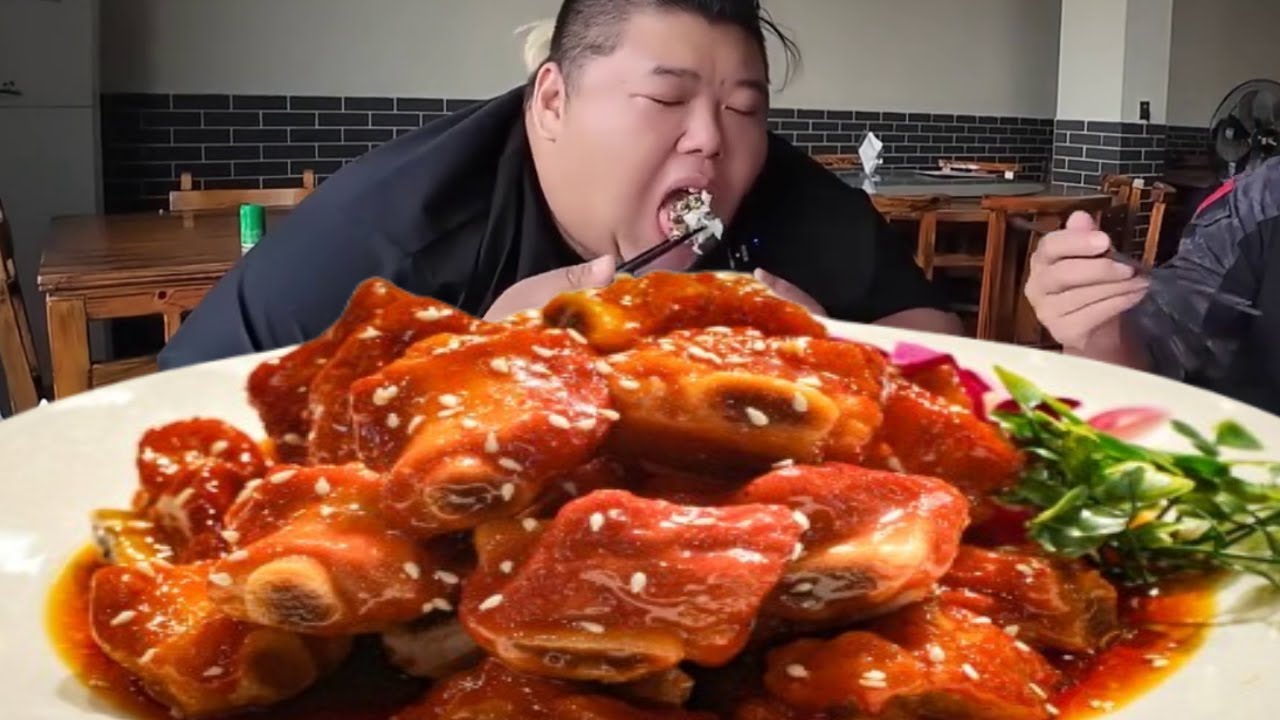 猴哥打卡江西南昌土菜馆！小排骨南瓜花螺丝肉本地特色鲜嫩入味一口入魂，直呼这趟来得太值！【胖猴仔】