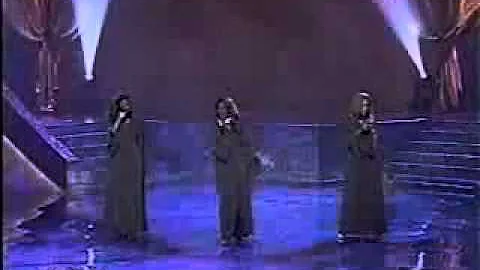 Trin-i-Tee 5:7 - Mary Don't You Weep (Live)