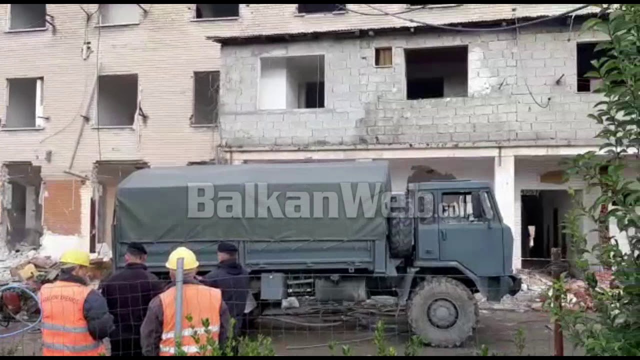 Nis puna për prishjen e konvikteve të UBT, u dëmtuan nga tërmeti i 26 nëntorit