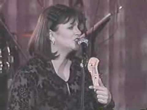 Linda Ronstadt - Poor Poor Pitiful Me - May 6, 1996 at the White House