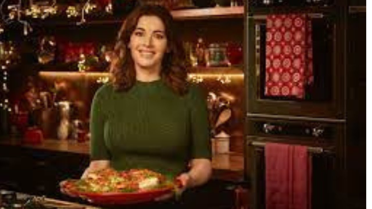 Nigella christmas special 2025 red cabbage coleslaw