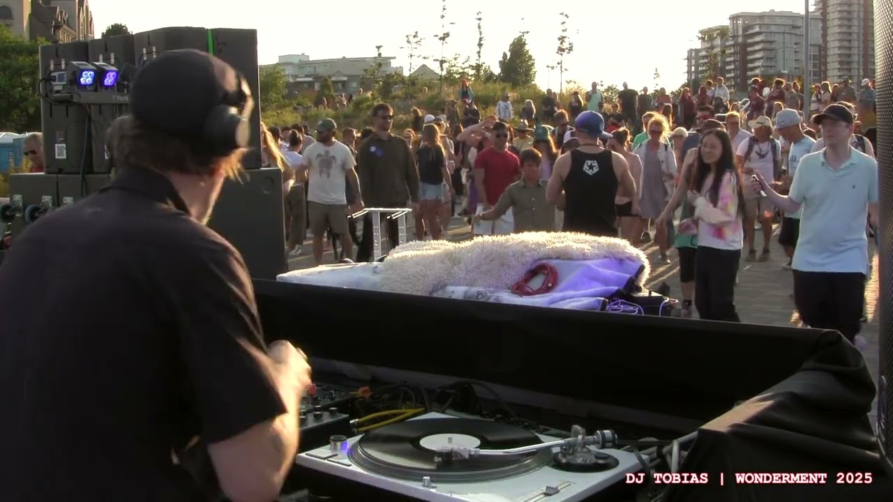 dj TOBIAS • WONDERMENT 2025 • Detroit & Chicago HOUSE + TECHNO • all ViNYL• live in ViCTORiA BC