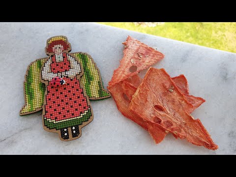 Арбузный Ангел от Евгении Колесниковой (вышивка на деревянной основе)