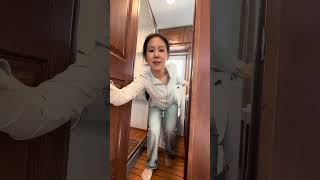 How Comfortable Is It For A 90S-Born Auntie To Live Alone In A Double-Decker Motorhome?