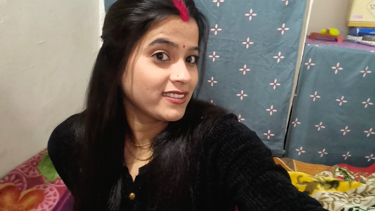 MINI VLOG 'S NOIDA SECTOR 18 SOM BAZAR MARKET 😇😝