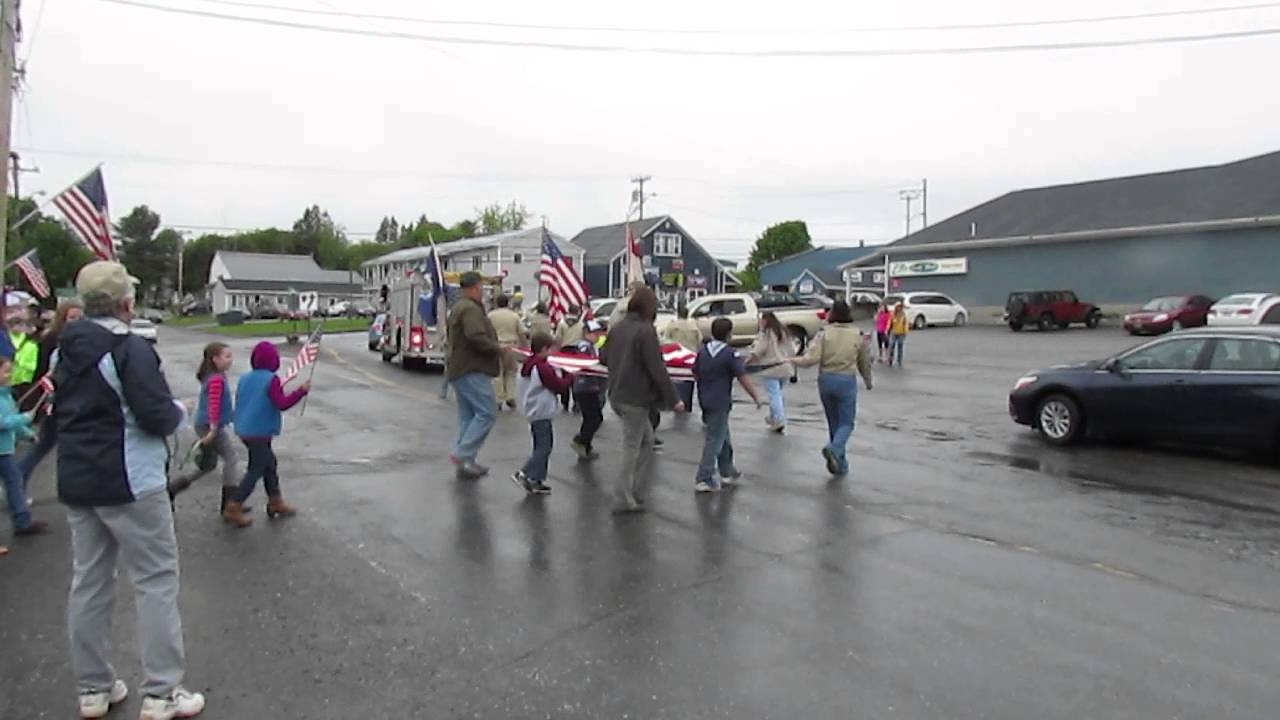 5/30/16 Memorial Day Parade Patten, Maine youth groups joining the