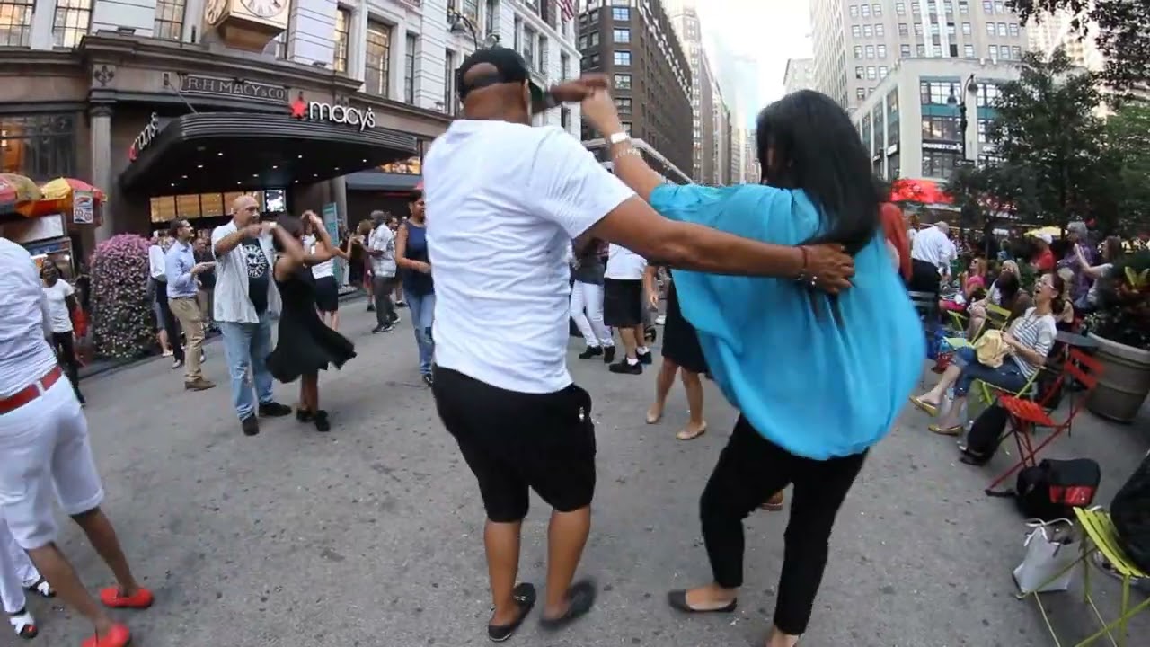 Midtown Salse - Dance 34 at Macy's Herald Square