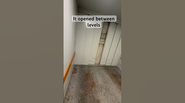 Got stuck between floors 💀 #unexpected #glitch #elevator #bug #fail #stuck #problem #engineering