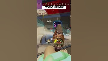Just trolling. Lol. #apexlegends #veteran #apex #gaming #clutch #squad #fight #1v3
