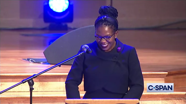 Jennifer Cummings reads a letter to her dad