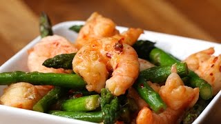 Shrimp And Asparagus Stir-Fry Under 300 Calories