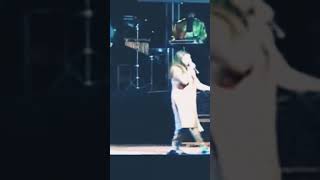 Teri Dulhan Sajaungi Barsaat Alka Yagnik Live