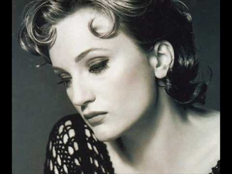 Patricia Kaas - If You Go Away.wmv