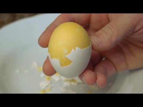 How To Scramble Eggs Inside Their Shell-11-08-2015