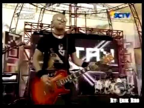 Kotak - Cinta Jangan Pergi @ Launching Album Energi. 07-11-10.mp4