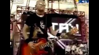 Kotak - Cinta Jangan Pergi @ Launching Album Energi. 07-11-10.mp4