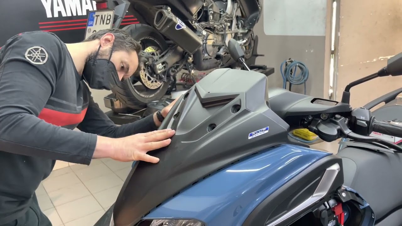 Yamaha Tricity 300 2022 / Τοποθέτηση ανεμοθωρακα και φλας