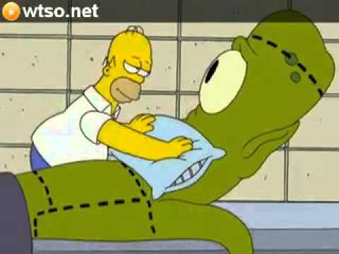 Homer kills alien with a pillow