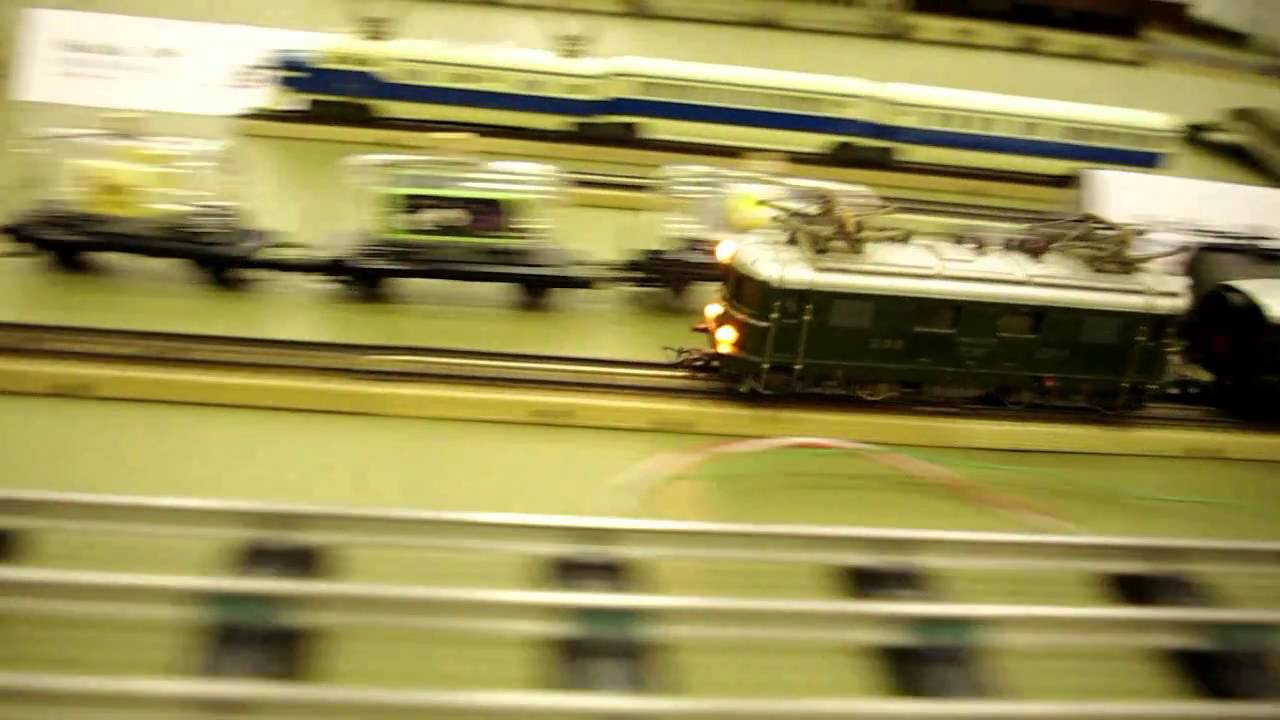 RE800 at the Rocky Mountain Toy Train Show YouTube