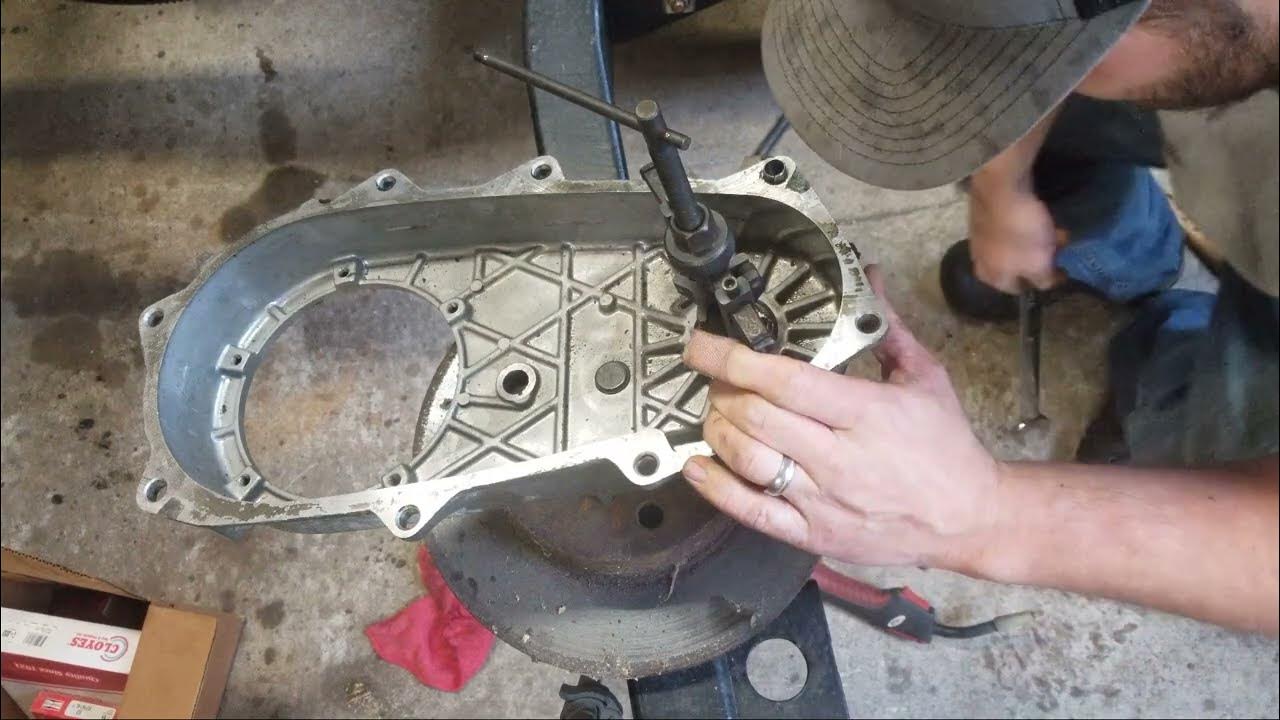Jeep NP231 transfer case front output shaft bearing removal YouTube