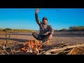Desafío de Supervivencia ¡Con SOLO un Gancho para Cangrejos!(Atrapando y Cocinando Australia)