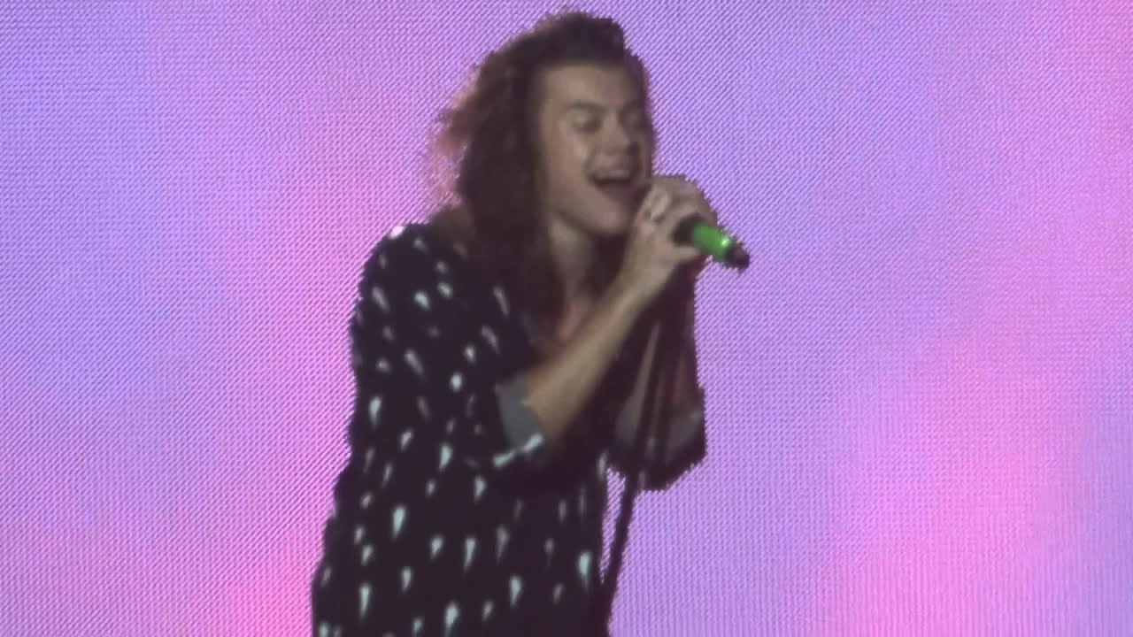 One Direction - Where Do Broken Hearts Go - London, 29.09.2015